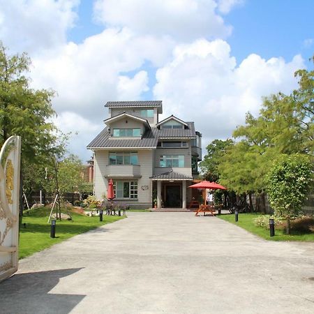 Yilan Pine Villa Homestay Luodong Dış mekan fotoğraf