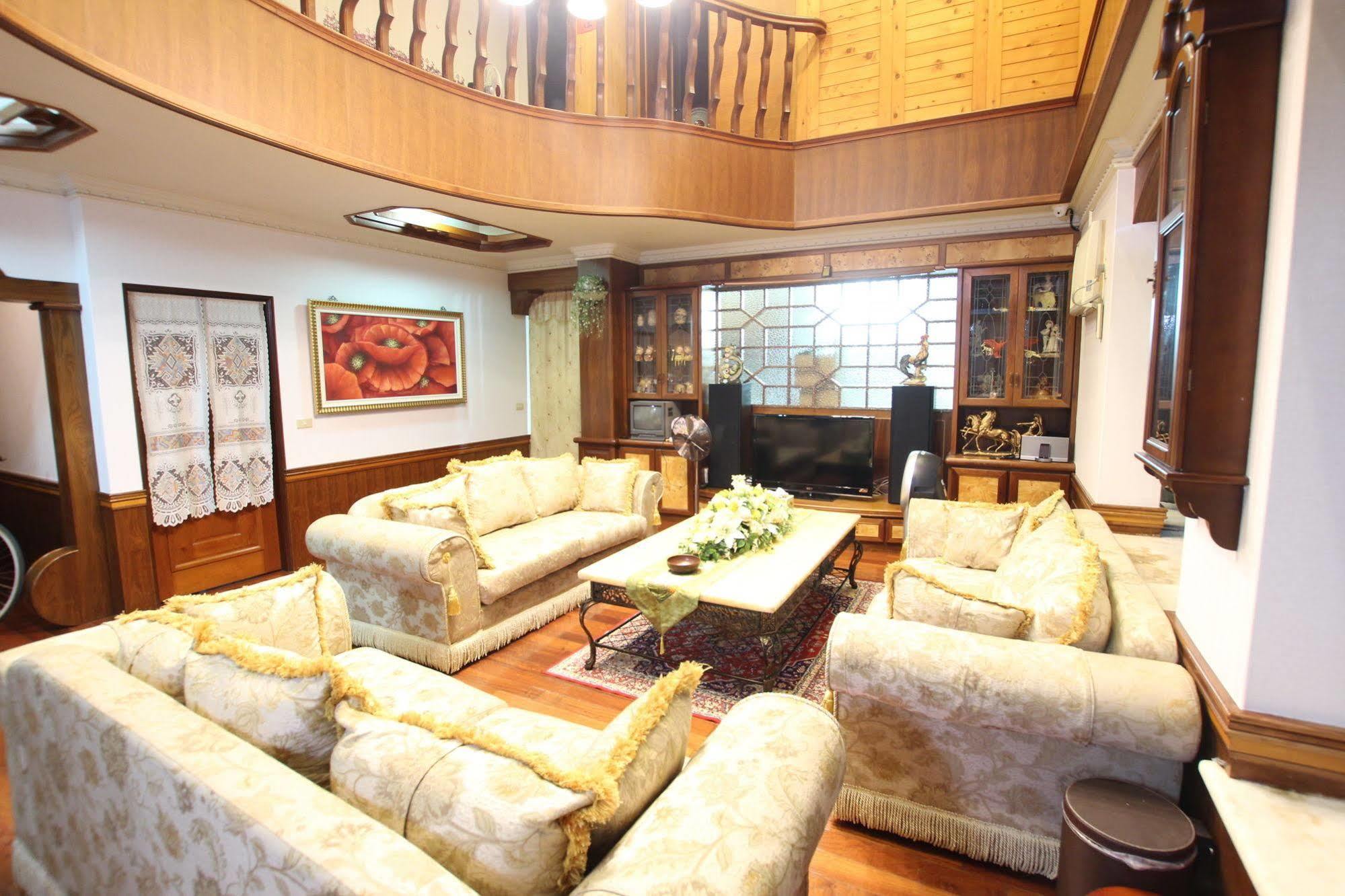 Yilan Pine Villa Homestay Luodong Dış mekan fotoğraf