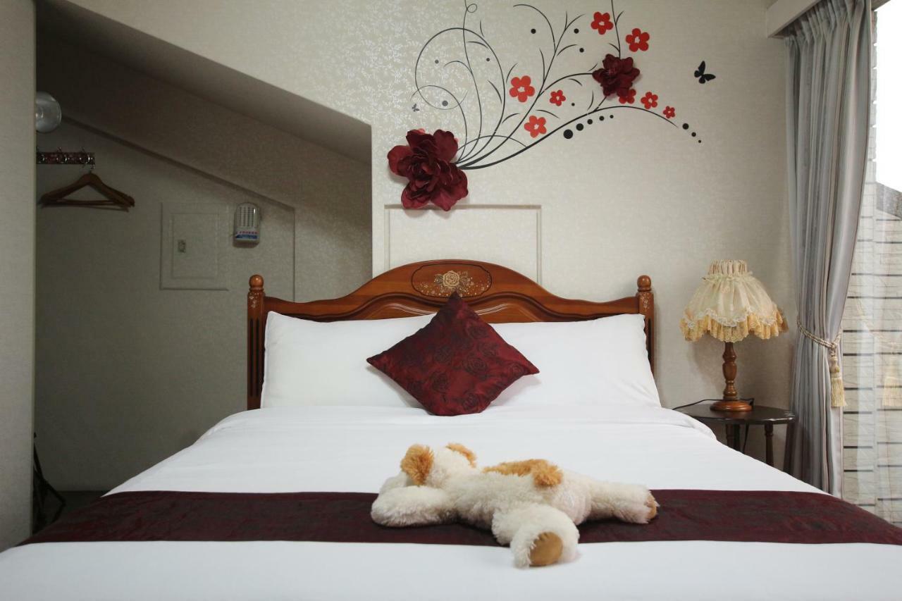 Yilan Pine Villa Homestay Luodong Dış mekan fotoğraf